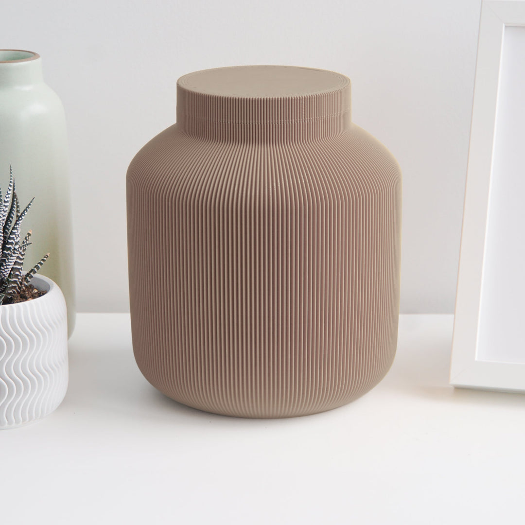 Willow Urn