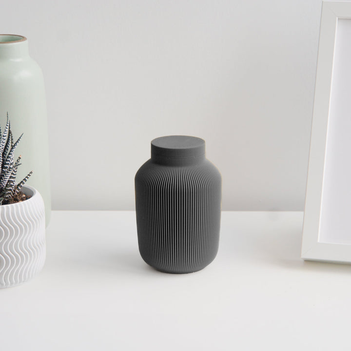 Willow Urn